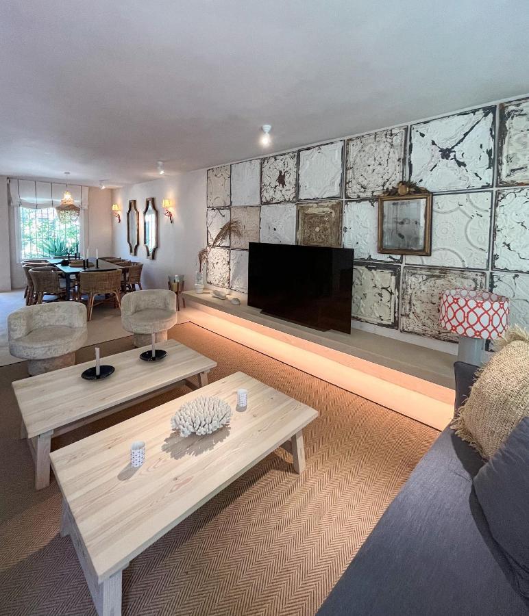 Ferienhaus Casa Bambu - Incredible Beachside Townhouse