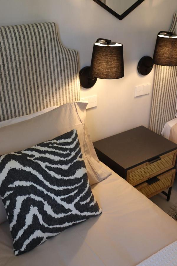 Casa Bambu - Incredible Beachside Townhouse Ferienhaus